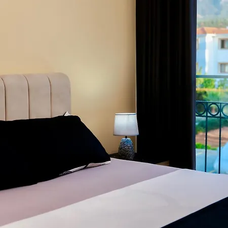 Sea Magic Royal - Ruhiges Mit Dachterrasse Und Meerblick Agios Georgios (Girne)
